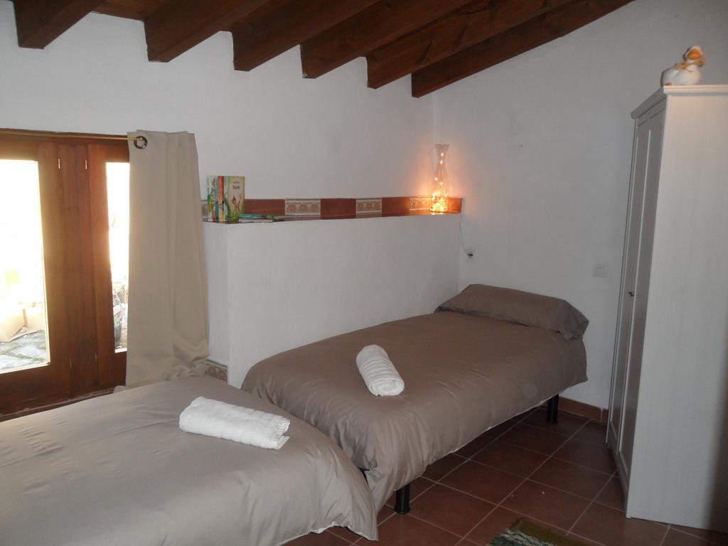Cal Miquel De Ventola Guest House Room photo