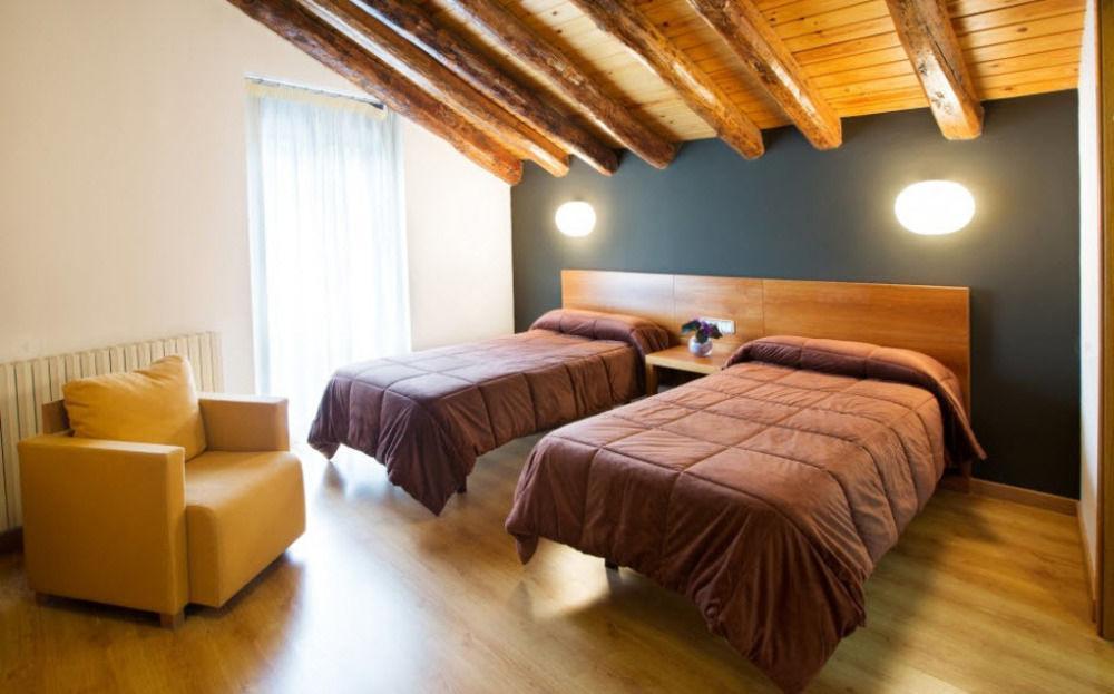 Cal Miquel De Ventola Guest House Exterior photo